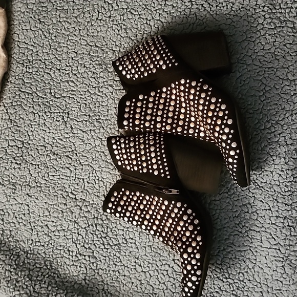 Naughty studded black faux leather zipper booties Size 7 - Picture 3 of 17